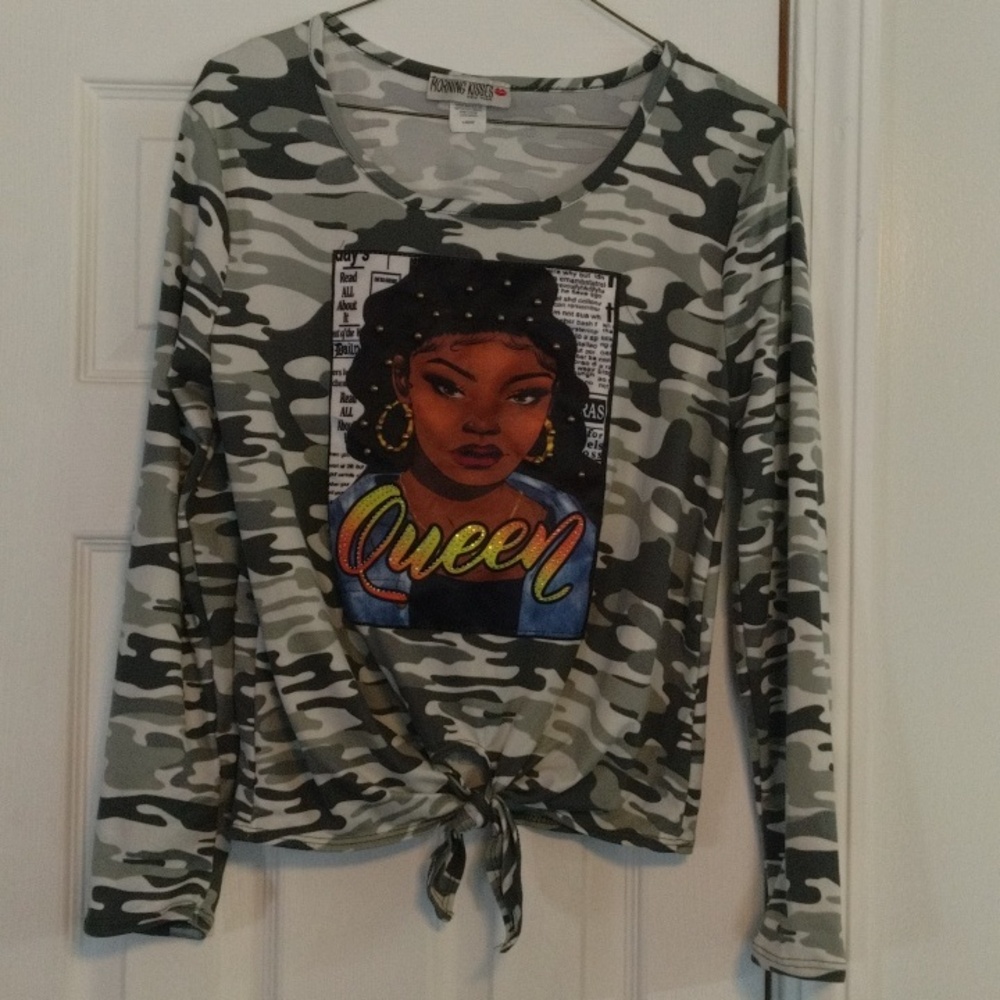 Morning kisses women's large shirt dark and light grey